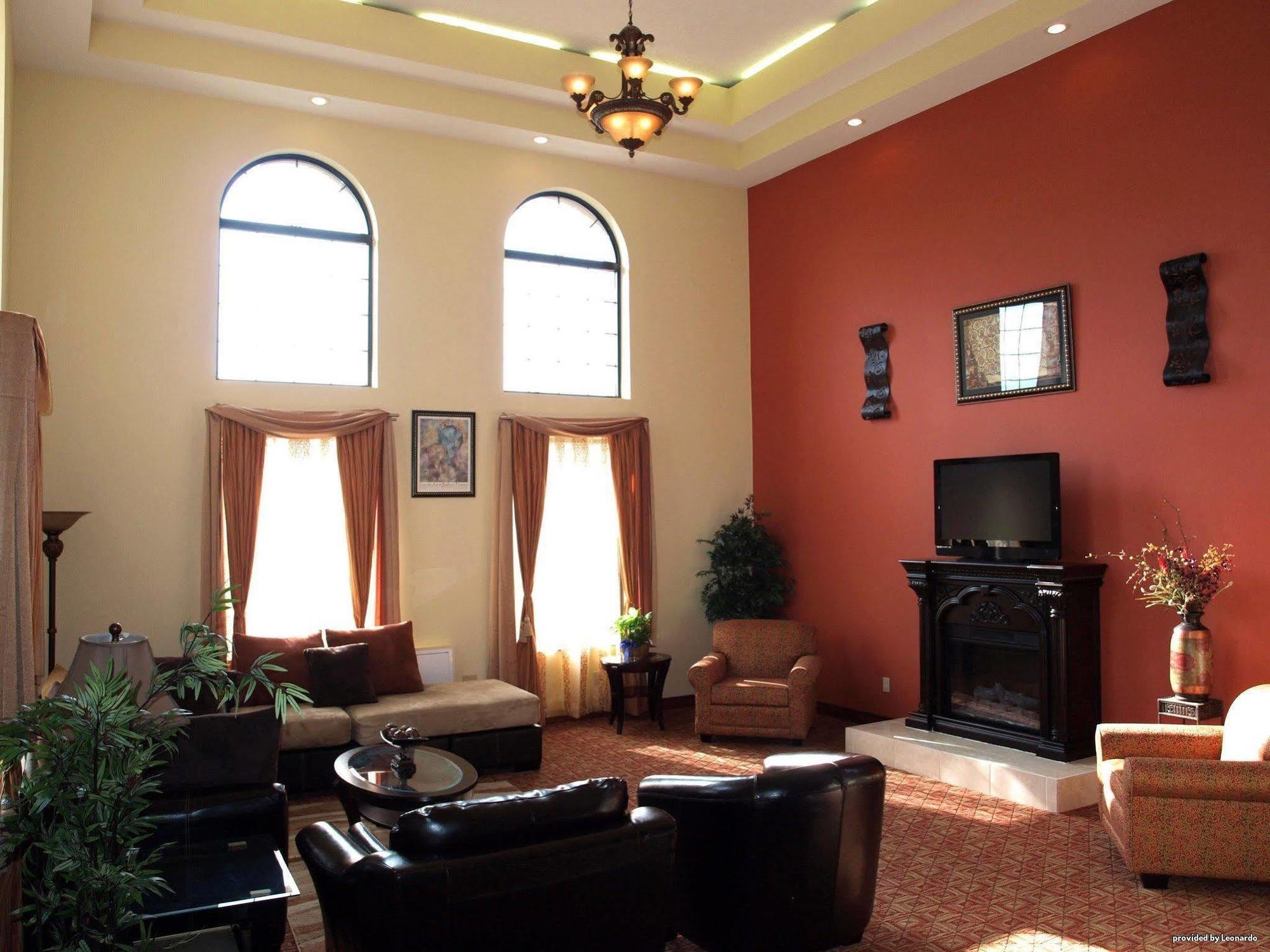 Hotel Lincoln Inn On Route 66 And Near I-55 Interior photo