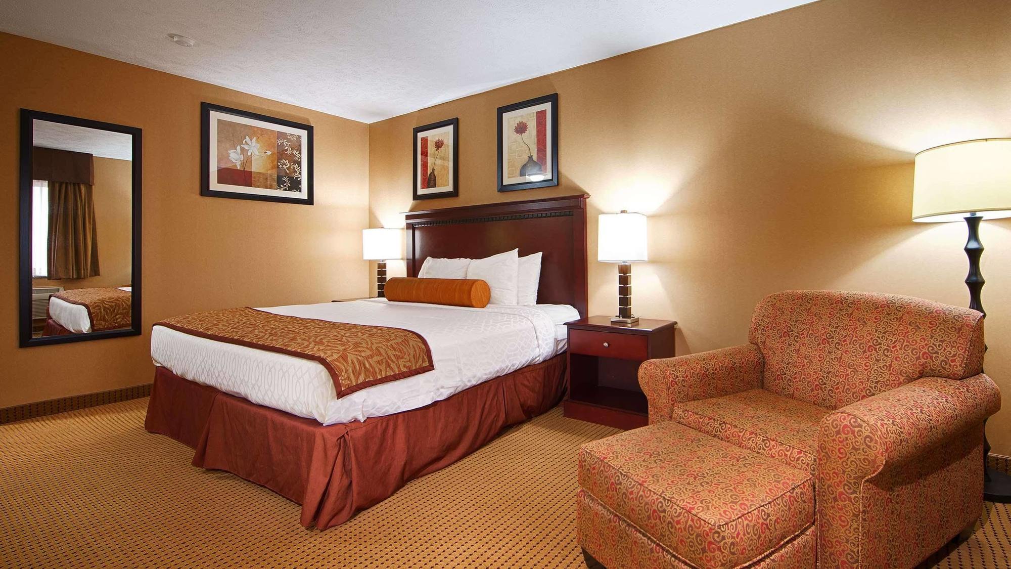 Hotel Lincoln Inn On Route 66 And Near I-55 Exterior photo