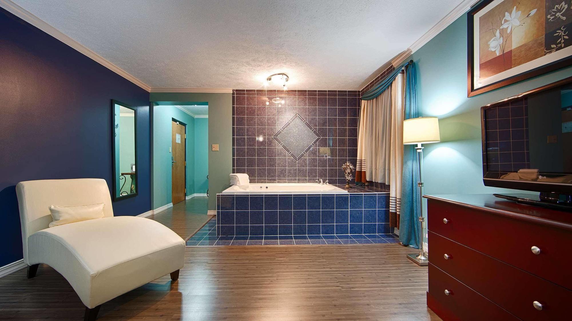 Hotel Lincoln Inn On Route 66 And Near I-55 Exterior photo